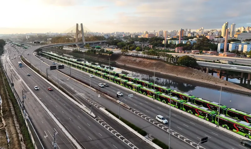Calles de San Pablo - Movilidad eléctrica en América Latina