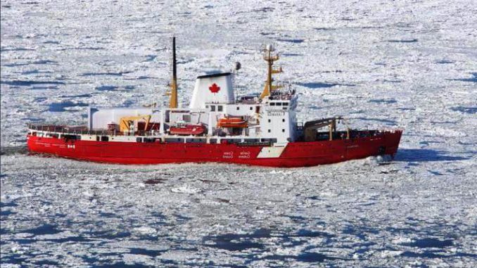 El rompehielos canadiense de investigación, el NGCC Amundsen, canceló la primera etapa de su expedición de 2017, debido a las complicaciones causadas por el cambio climático